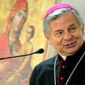 Bp Tomasik: nieprawdą jest, że Kościół domaga się więzienia dla kobiet