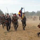 Rekonstrukcja bitwy pod Sarnową Górą przypomniała po raz kolejny zwycięstwo oręża polskiego w wojnie 1920 roku