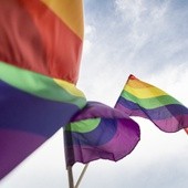 Hiszpania: Projekt ustawy Trans zrzuca na oskarżonego o dyskryminację obowiązek udowodnienia swojej niewinności