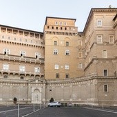 Watykan: Silny deszcz spowodował kolejne szkody w Pałacu Apostolskim