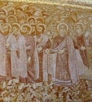 Na pomoc! Koło ratunkowe rzucają święci