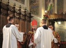 Liturgii Wielkiego Tygodnia w katedrze będą przewodniczyli księża biskupi.