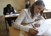 Śląskie. 36. tys. maturzystów zdaje egzamin z języka polskiego