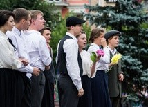 Jak życie codzienne zmieniło się w horror wojny - przypomniano w widowisku na ulicach Mławy, w ramach obchodów 76. rocznicy wybuchu II wojny światowej
