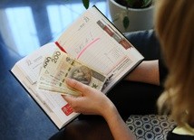 Młodzi Polacy mają ponad pół miliarda złotych długu