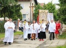 Bp Jezierski: Jezus jest chlebem naszego życia