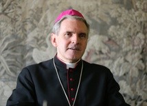 Bp Nitkiewicz na Świętym Krzyżu: Nie możemy zrezygnować z wywyższania krzyża