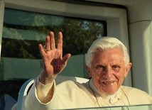 Papież Senior