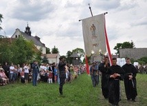 Od czterech lat przy sanktuarium, w ramach odpustu św. Antoniego z Padwy, są organizowane historii i spotkania patriotyczne