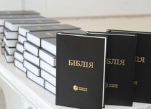 Ukraińcy przyszli po Biblię