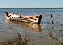 Swoją barkę pozostawiam na brzegu...