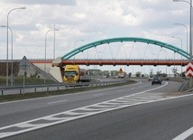 "W Polsce drogi ekspresowe nie będą płatne dla samochodów osobowych"