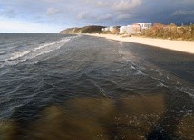 Branża turystyczna: zainteresowanie wakacjami nad Bałtykiem duże; wiele rezerwacji na ostatnią chwilę