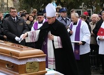 Ciechanów pożegnał ks. Kokosińskiego