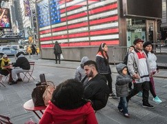 Młode Amerykanki chcą przeprowadzać się do Kanady