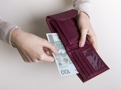 MF: deficyt budżetu po maju wyniósł prawie 108,3 mld zł
