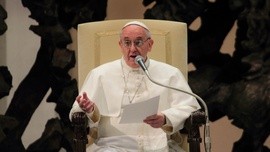 Papież Franciszek o zarzutach wobec Jana Pawła II