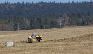 Jak amoniak będzie napędzał traktory?