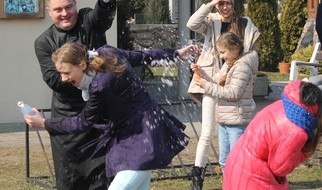 Od koszyczka do lanego poniedziałku. Tak świętowano Wielkanoc