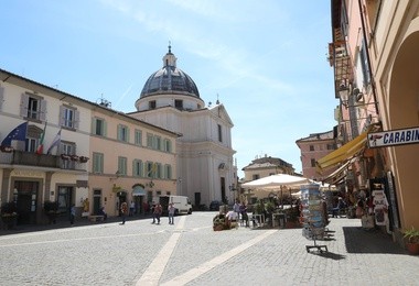 Jak odpoczywa papież? 