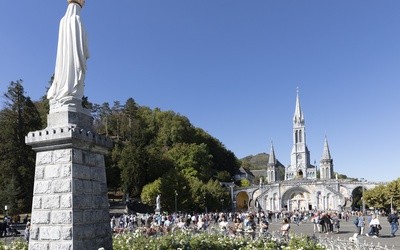 Lourdes, Polacy i Żydzi. Zaskakujące wątki