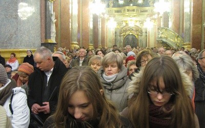 Centralnym punktem spotkania RRN była Msza św. w bazylice jasnogórskiej, której przewodniczył bp Andrzej Siemieniewski z Wrocławia