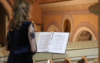 Jak przywrócić sacrum muzyce w liturgii?