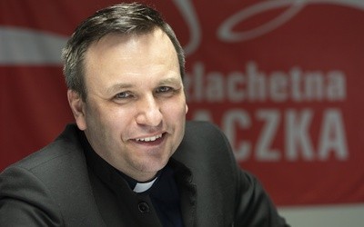 Ks. Grzegorz Babiarz.