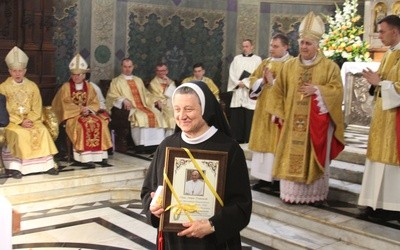 Papież do sióstr pasjonistek: Pozostańcie wierne i bliskie Krzyżowi