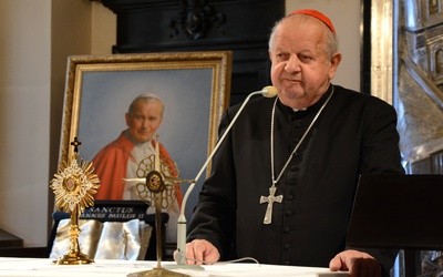 Kard. Dziwisz: Jan Paweł II nie banalizował przypadków wykorzystywania seksualnego w Kościele