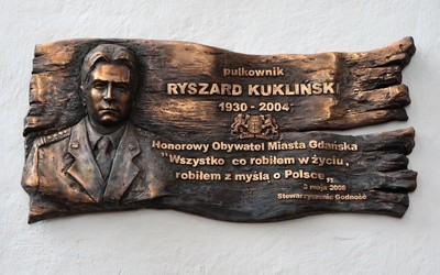 15 lat temu zmarł płk Ryszard Kukliński - pierwszy polski oficer w NATO