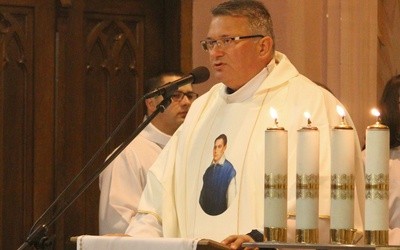 Jedna z ostatnich Mszy św. ks. Adama Łacha, sprawowana w miniony piątek 23 listopada, w czasie zakończenia peregrynacji relikwii św. Stanisława Kostki