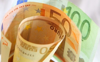 Inwestycji zagranicznych w Polsce jest mniej, ale za większe pieniądze