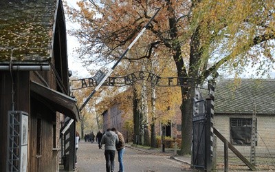 Włochy: Ambasada RP reaguje na słowa o Auschwitz w "katolickiej Polsce"