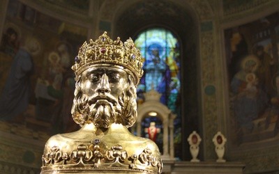 Zabytkowa herma piastowska z relikwiami św. Zygmunta przed kilkoma dniami powróciła do Płocka.