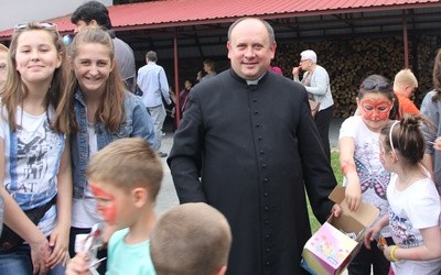 Do przyparafialnych organizacji należy w Polsce 2,5 mln osób