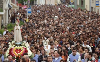 Co się stanie z "osieroconymi" kościołami?