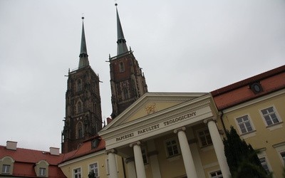 Wrocławska uczelnia uhonorowana