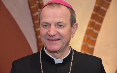 Abp Tadeusz Wojda