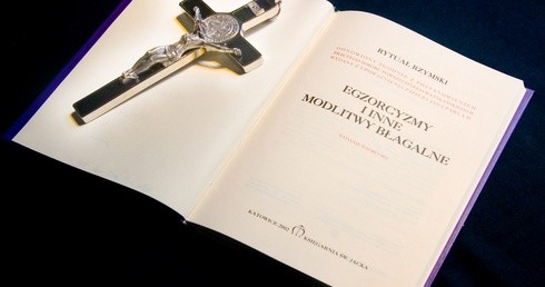 Powstaje akademickie studium dla egzorcystów w Warszawie