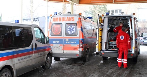Trwa ewakuacja pacjentów ze szpitala w Nowym Mieście nad Pilicą