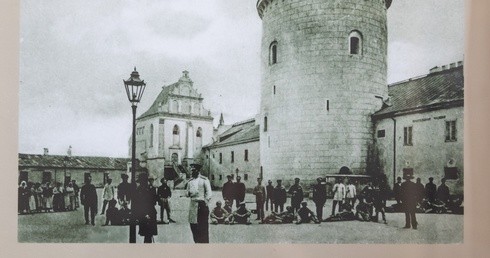 Fotografia z wystawy poświęconej historii lubelskiego zamku