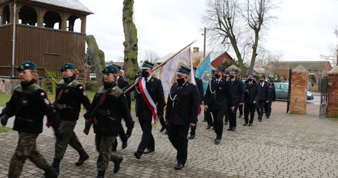 Unieck. Patriotyczna Msza św. 