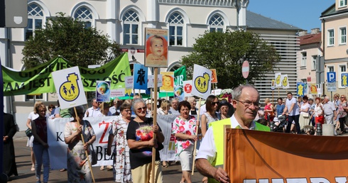 Ciechanów. Wielkie "tak" dla rodziny, mocne "nie" dla deprawacji