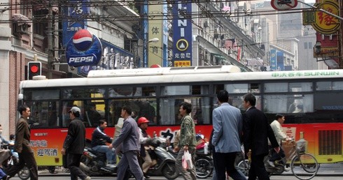 Chiński Rok Konia: młodzież kpi z oficjalnej propagandy "gospodarczego galopu"