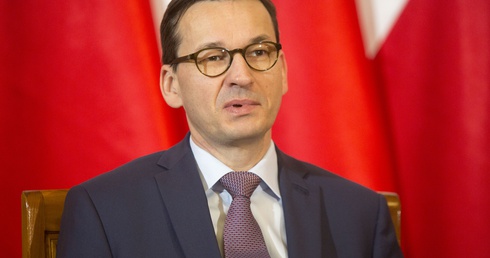 Premier Morawiecki w Euronews: Nie widzimy możliwości powrotu do business as usual. Nie. Umierają kobiety i dzieci