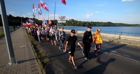 Jak zapisać się na pielgrzymkę pieszą?