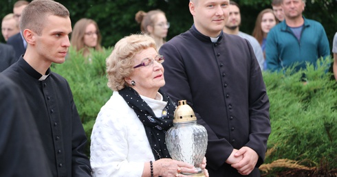 Płock. Zatrzymajcie się przy tym pomniku!