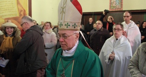 Rzecznik Episkopatu: Abp Lenga nie reprezentuje Kościoła w Polsce