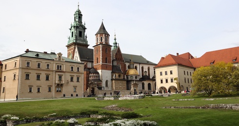 Abp Marek Jędraszewski mianował czterech nowych kanoników kapituły katedralnej na Wawelu